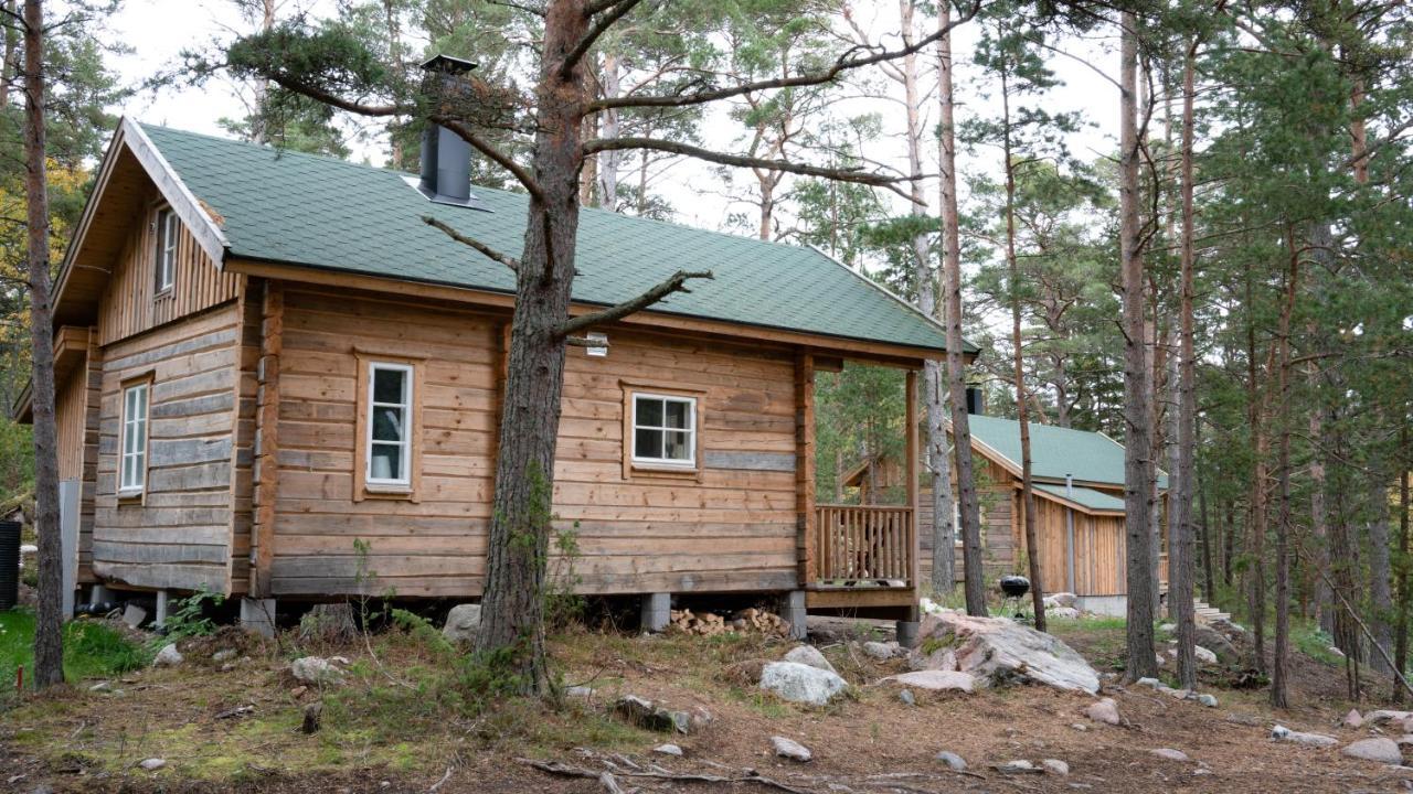 Braennskaer Cottages & Glamping Паргас Екстериор снимка