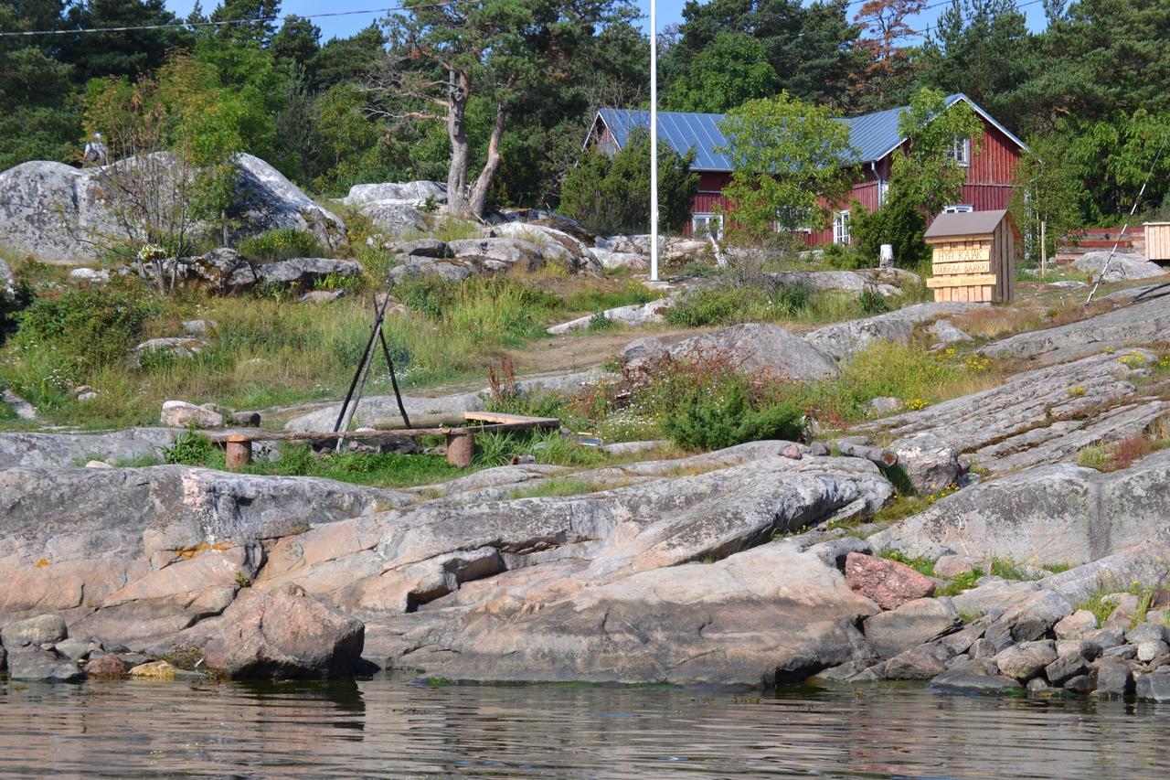 Braennskaer Cottages & Glamping Паргас Екстериор снимка